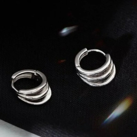 Minimalist Silver 3 Layered Huggie Hoop Earrings - Picture 1 of 3